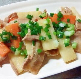 豚バラ肉と長芋とにんじんのスタミナ炒め